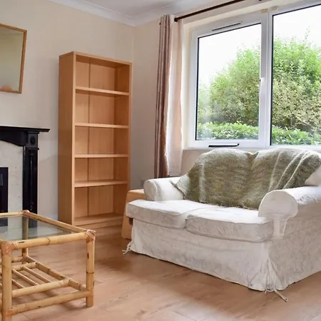 Comfy And Calm One Bedroom Flat In Harold's Cross * ダブリン